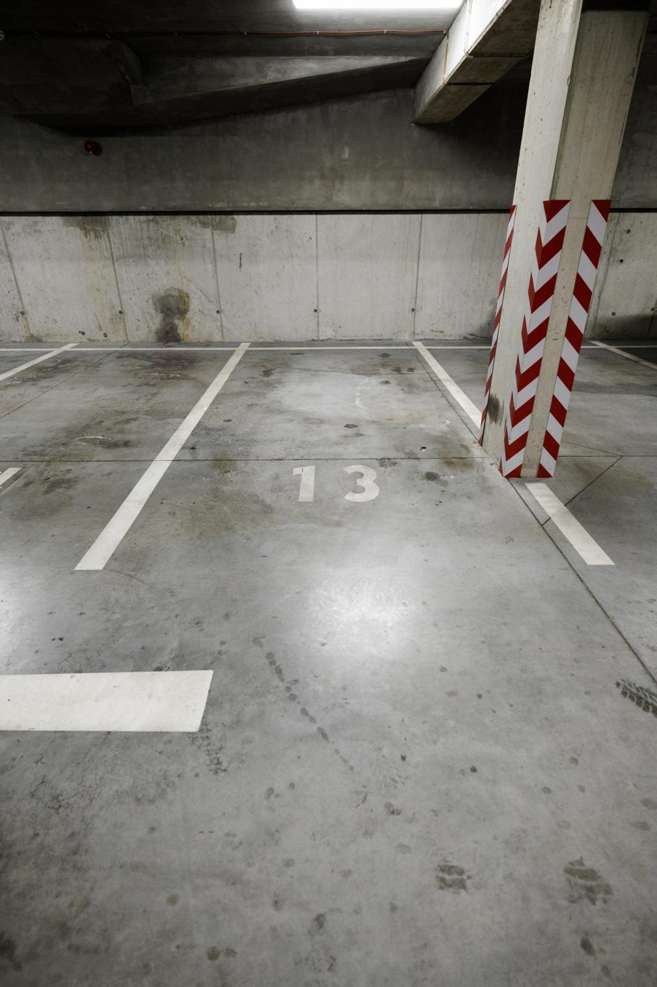 Rose Luxury Apartment & 24H Self Check-In With Private Parking Besztercebánya Kültér fotó